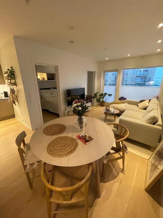 Modern Apartment Nearby City Centrum Тромсьо Екстериор снимка