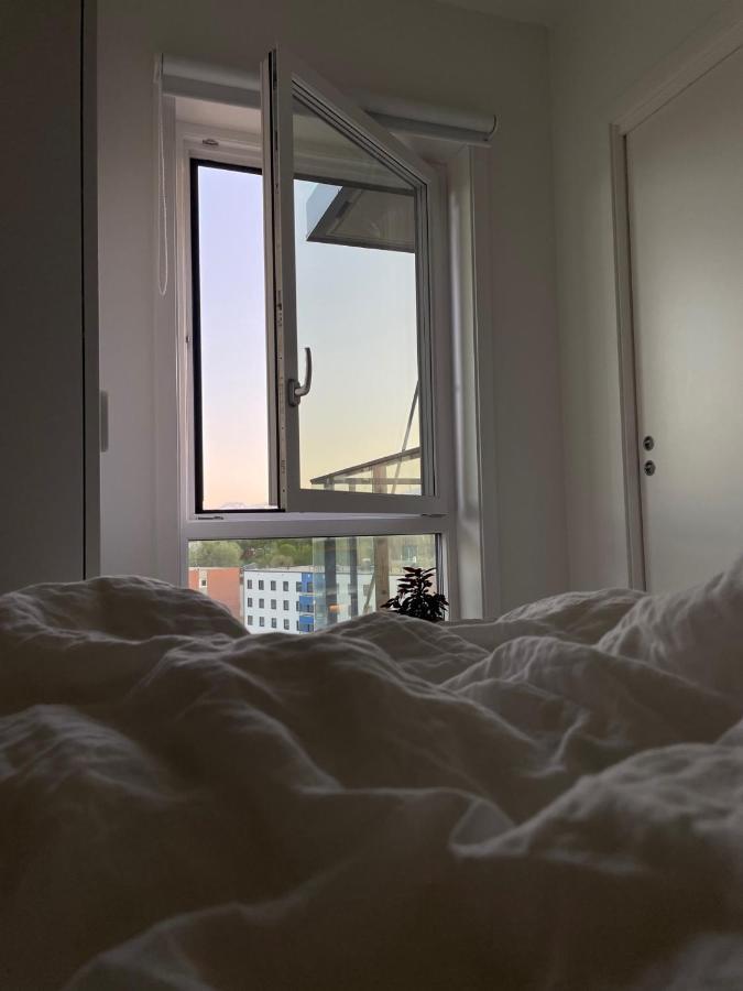 Modern Apartment Nearby City Centrum Тромсьо Екстериор снимка